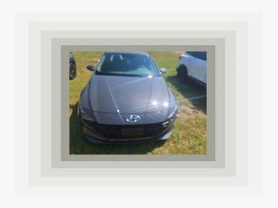 2023 Hyundai Elantra SEL 4DR Sedan