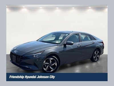 2023 Hyundai Elantra SEL 4DR Sedan