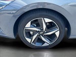 2023 Elantra Thumbnail 18