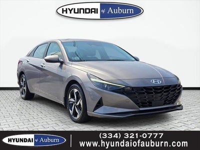 2023 Hyundai Elantra SEL 4DR Sedan