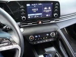 2022 Elantra Thumbnail 32