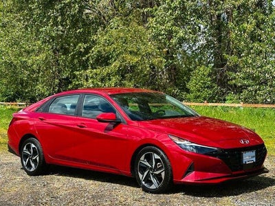2023 Hyundai Elantra SEL 4DR Sedan