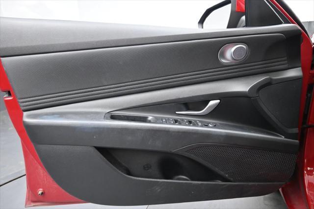 2023 Hyundai Elantra - $14,719
