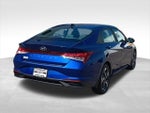 2023 Elantra Thumbnail 7
