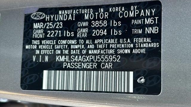 2023 Hyundai ELANTRA SEL