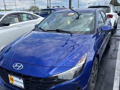 Photo of a 2023 Hyundai Elantra SEL 4DR Sedan Sulev for sale