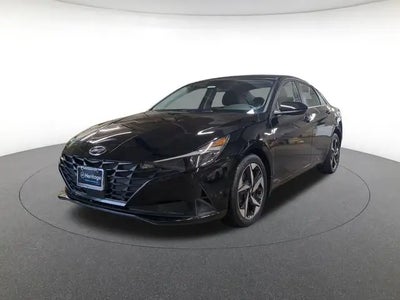 Photo of a 2023 Hyundai Elantra SEL 4DR Sedan for sale