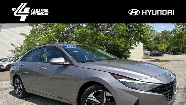 Preowned 2023 Hyundai ELANTRA SEL for Sale