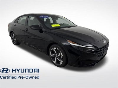 2023 Hyundai Elantra SEL 4DR Sedan