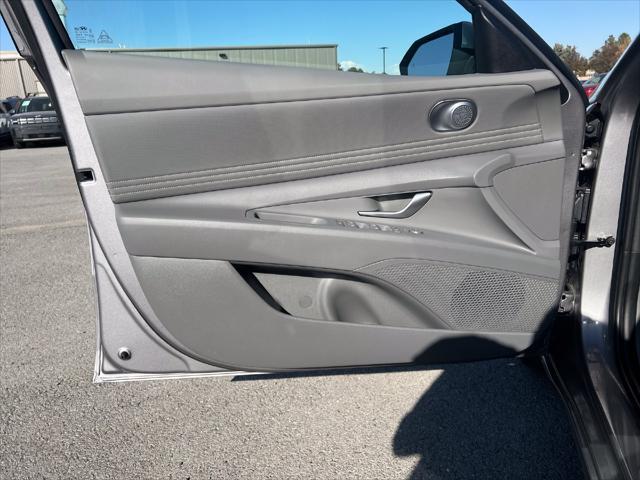2024 Hyundai Elantra - $22,322