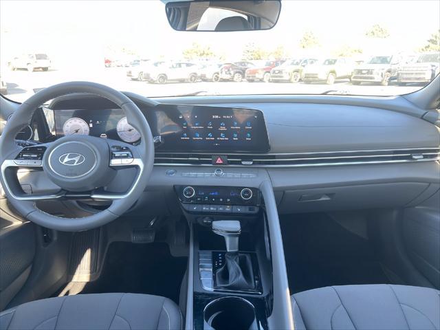 2024 Hyundai Elantra - $22,322