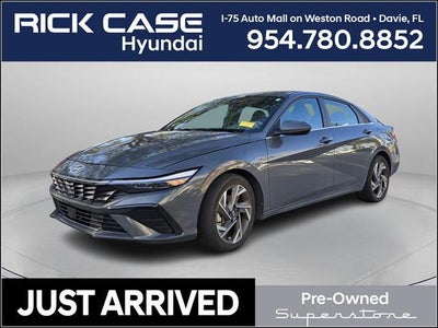 2024 Hyundai Elantra SEL 4DR Sedan