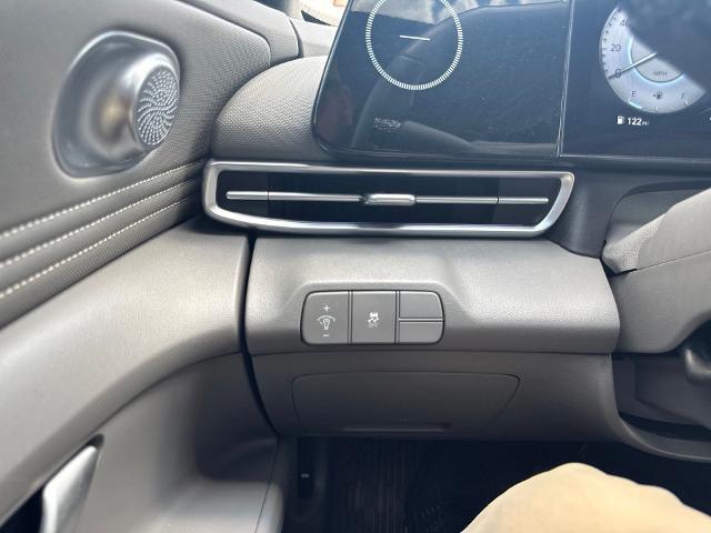 2024 Hyundai Elantra - $21,500