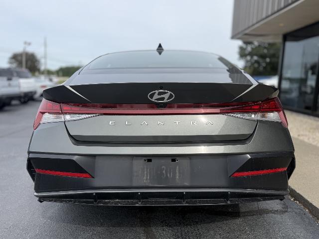 2024 Hyundai Elantra - $21,900