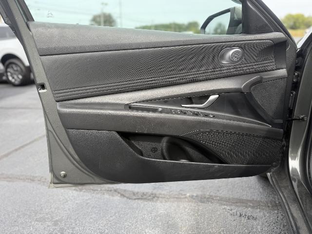 2024 Hyundai Elantra - $21,900