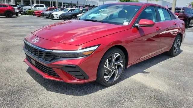 2025 Hyundai ELANTRA SEL Convenience