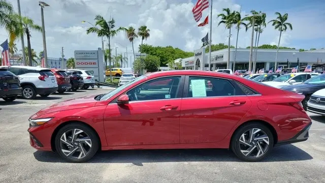 2025 Hyundai ELANTRA SEL Convenience