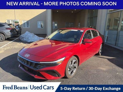 2025 Hyundai Elantra SEL Convenience 4DR Sedan
