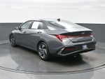 2025 Elantra Thumbnail 4