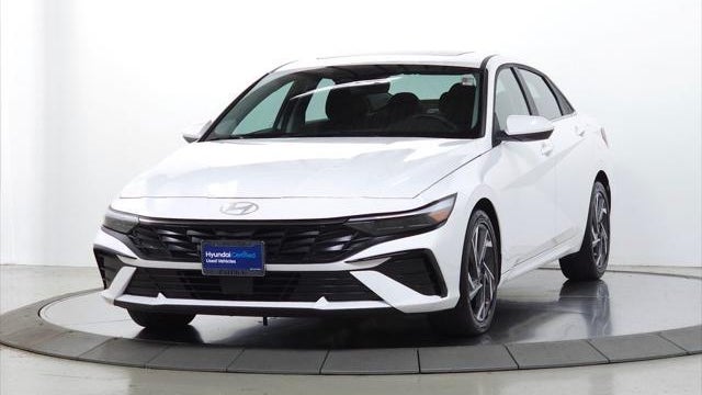 2025 Hyundai ELANTRA SEL Convenience