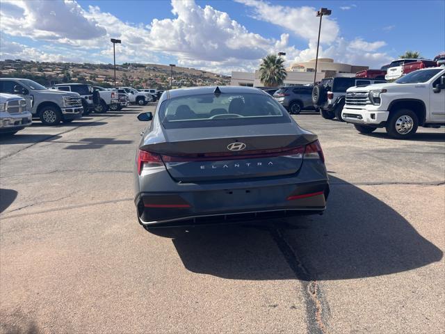 2025 Hyundai Elantra - $23,494