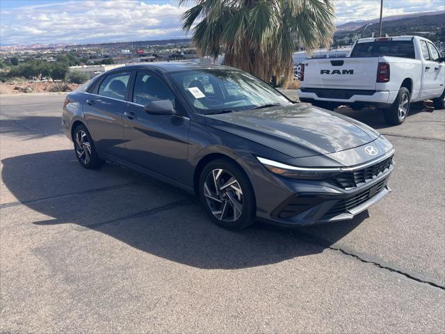 2025 Hyundai Elantra - $23,494