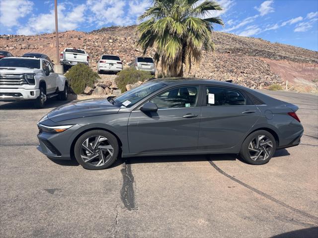 2025 Hyundai Elantra - $23,494