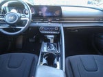 2025 Elantra Thumbnail 13