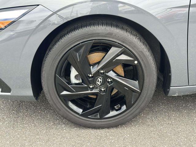 2026 Hyundai Elantra - $22,999