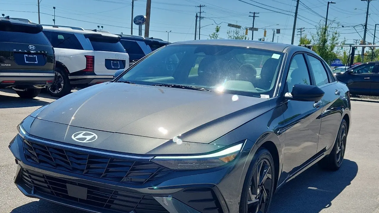 2026 Hyundai ELANTRA SEL Sport Premium