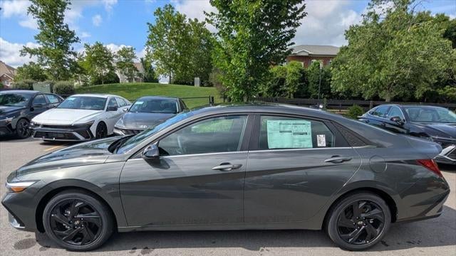 2026 Hyundai ELANTRA SEL Sport Premium