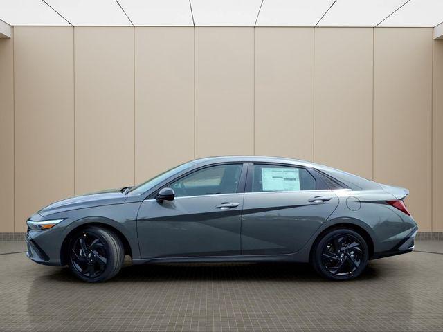 2026 Hyundai Elantra - $24,416