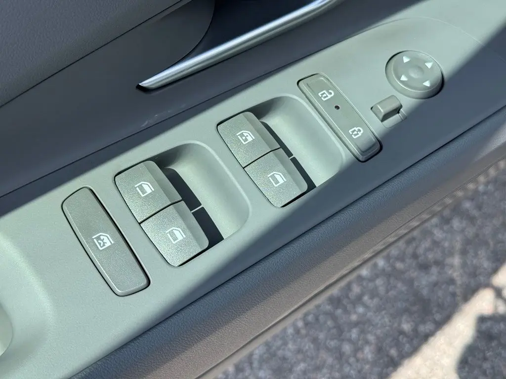 2026 Hyundai Elantra - $24,896
