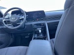 2024 Elantra Thumbnail 17