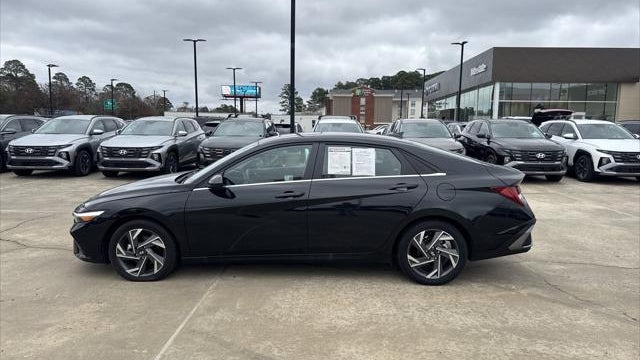 2024 Hyundai ELANTRA SEL