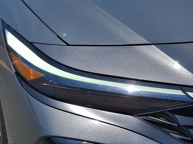 2024 Hyundai Elantra - $18,590