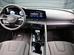 2024 Elantra Thumbnail 16