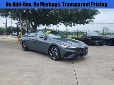 2025 Hyundai Elantra SEL Convenience 4DR Sedan