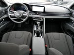 2025 Elantra Thumbnail 13