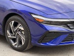 2025 Elantra Thumbnail 13