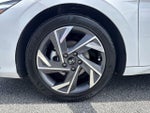 2025 Elantra Thumbnail 11