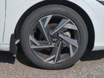 2025 Elantra Thumbnail 18