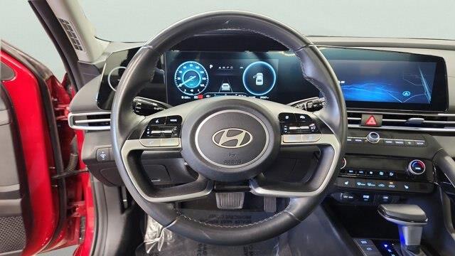 2025 Hyundai Elantra - $23,990
