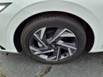 2025 Elantra Thumbnail 19