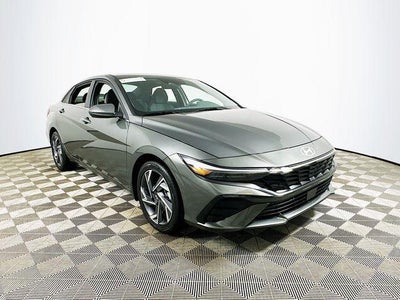 2025 Hyundai Elantra SEL Convenience 4DR Sedan