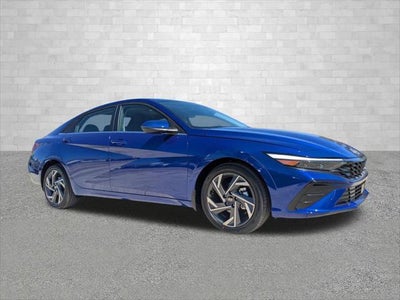 2025 Hyundai Elantra SEL Convenience 4DR Sedan