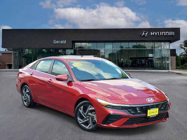 2025 Hyundai Elantra - $21,995