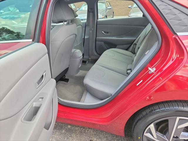 2025 Hyundai Elantra - $21,995