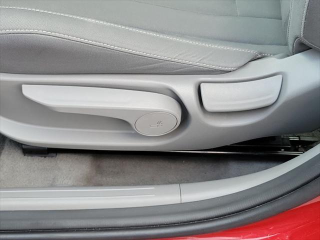 2025 Hyundai Elantra - $21,995