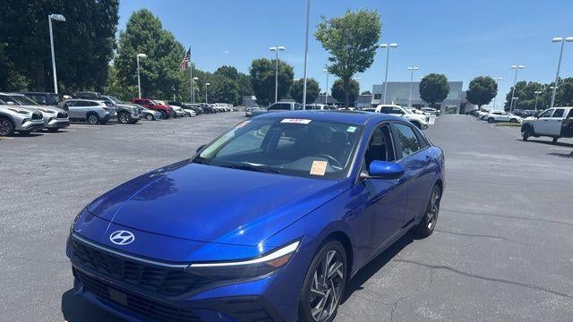 2025 Hyundai ELANTRA SEL Convenience